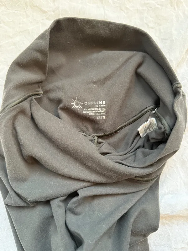 Aerie grey flare leggings - Image 2