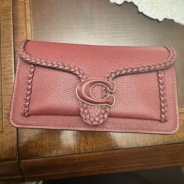 Coach
Tabby logo-plaque clutch bag - Image 10