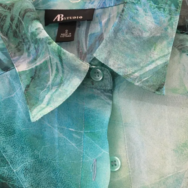 FINAL MARKDOWN Sheer ab studio blouse small - Image 3