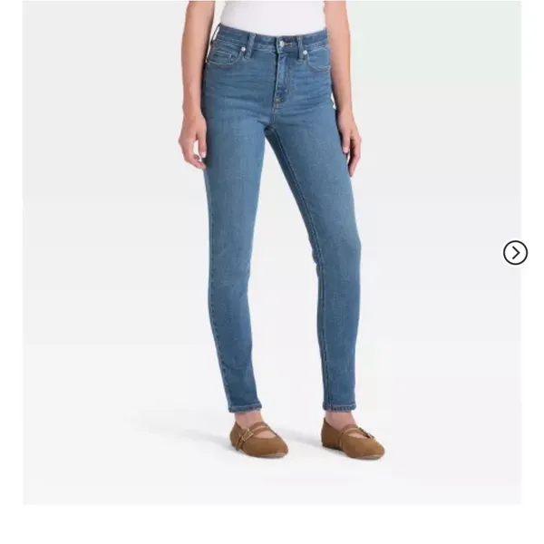 Universal Threads Women's High-Rise Skinny Jeans - Medium Wash Size 8/29 - Image 6