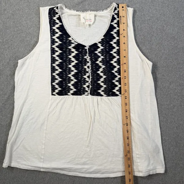 Two by Vince Camuto Women's XL White Lace Zigzag Pom Pom Trim Tank Top - Image 5