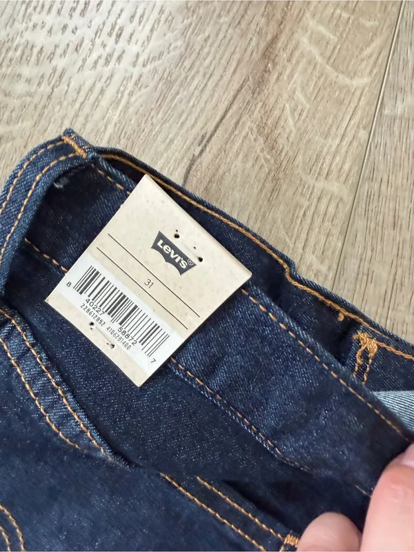 Levi’s Wedgie Fit Straight Leg Jeans Size 31 Dark Wash NWT - Image 5