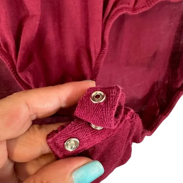 Free People Maroon V-Neck Short Sleeve Snap Closure Bodysuit Women Sz L - Image 9