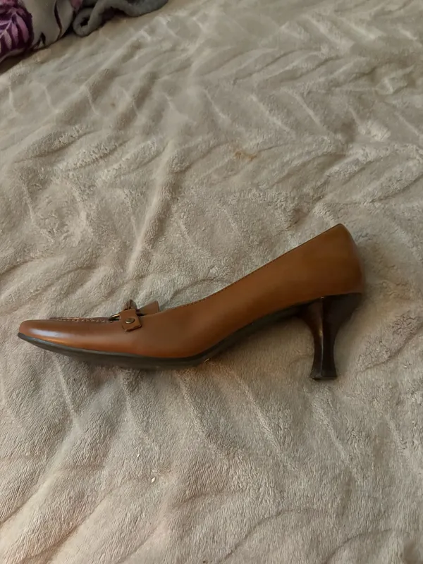Women’s Etienne Aigner Pumps Brown 8 - Image 3