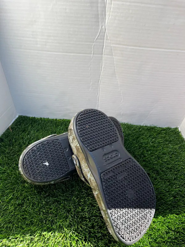 Crocs Realtree Clogs - Image 5