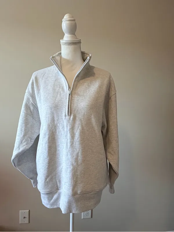 Aritzia Cozy Sweatfleece Boyfriend 1/2 Zip oversized sweatshirt size small NWT - Image 8