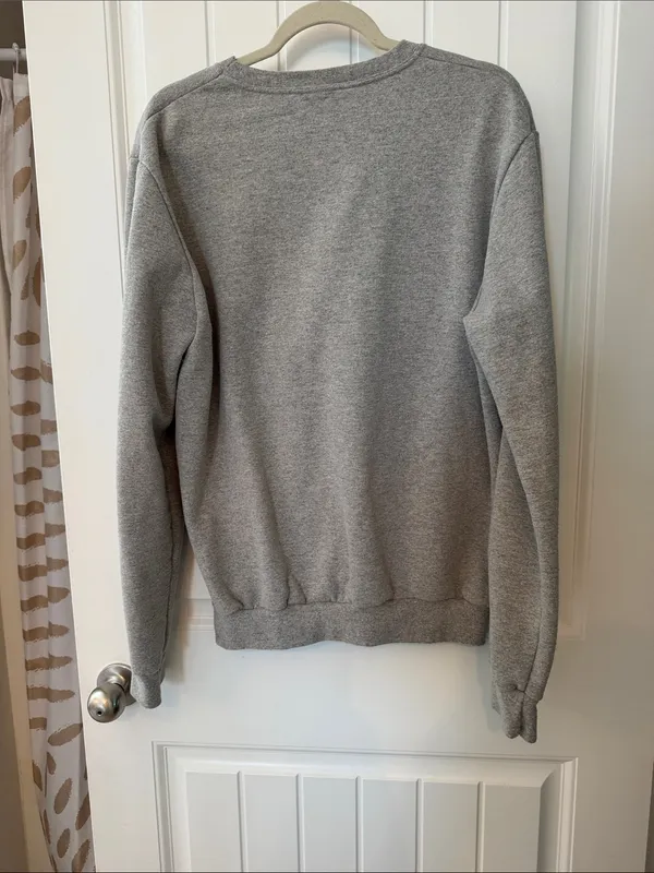 Embroidered Gray Crewneck Sweater Size L - Image 2