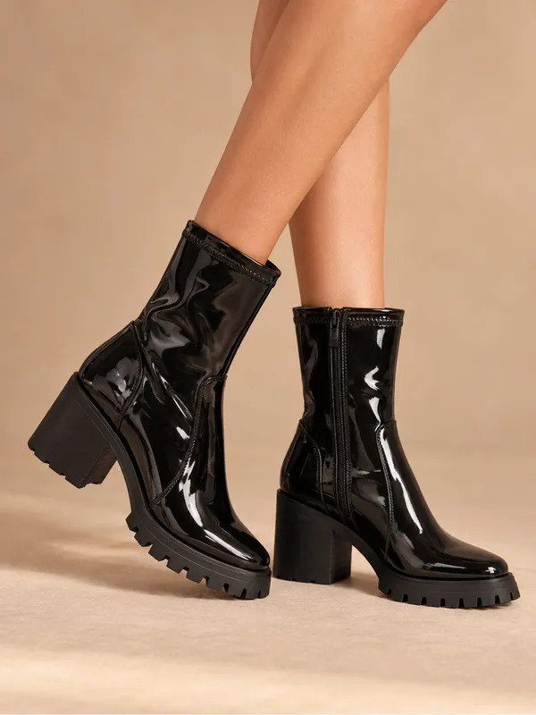 Slowline Black Patent Leather Lug Sole Square Toe Chunky Heeled Ankle Boots NWOT - Image 7