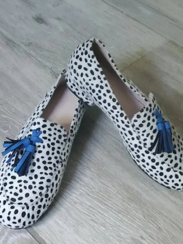 NWOT Dalmatian Print Tassel Loafers Size 40 - Image 3