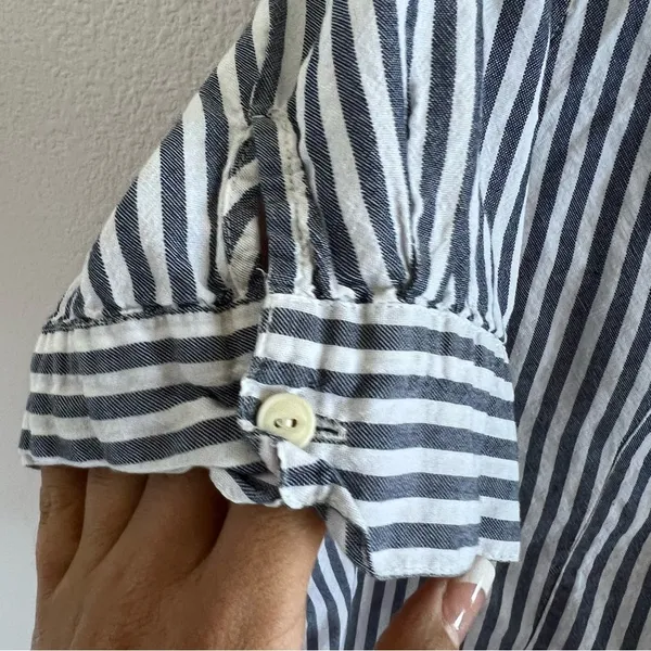 J Crew Short-Sleeve Button-Up Shirt in Stripe Style G7496 Small - Image 4