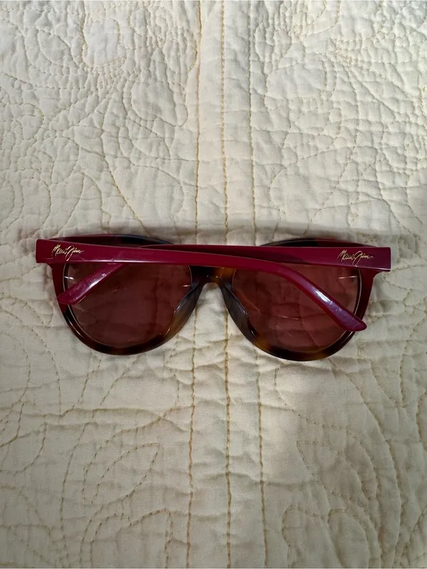 Maui Jim Sunshine Two-Tone Cat Eye Sunglasses in Burgundy Red and Brown - Image 15