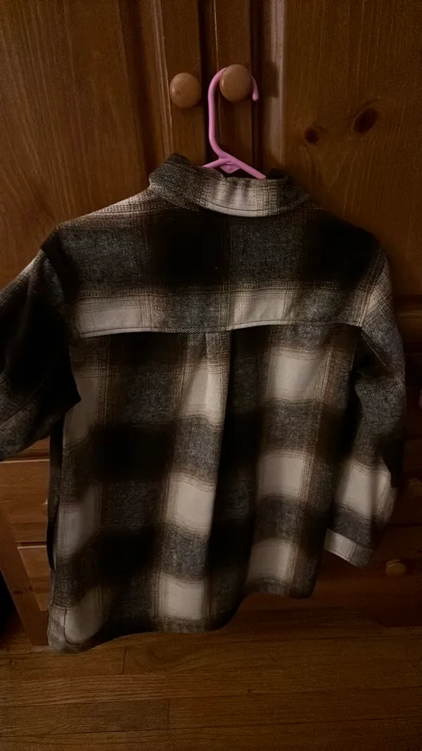 Old Navy Flannel - Image 3