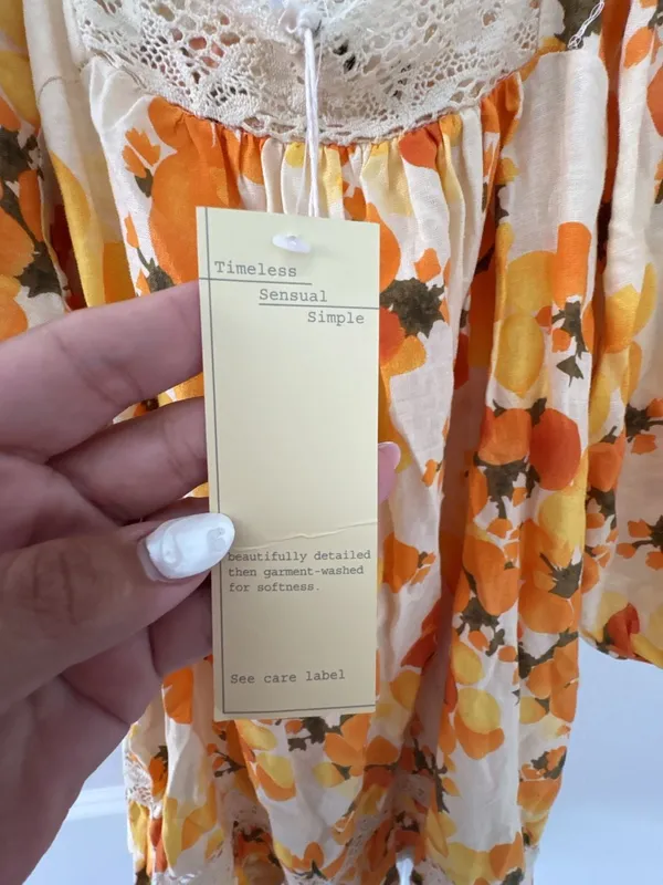 Nicole Miller Artelier Floral Puff Sleeve Blouse Size S - Image 3