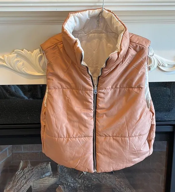 Vine and Valley Puffer Vest Reversible Beige Tan Womens XL New - Image 7