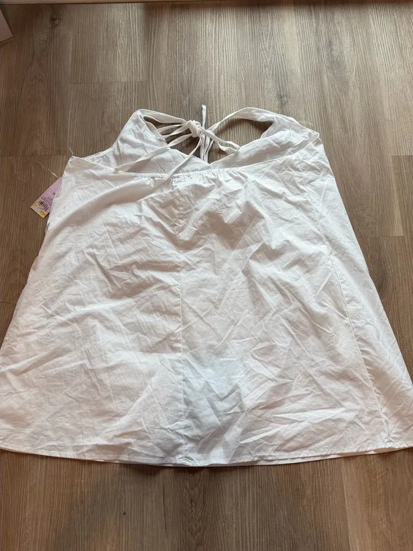 White‎ Halter Neck Sundress - Image 6