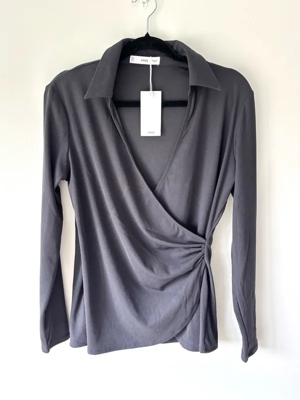 Mango Belinda Wrap Top Blouse V Neck Collared Charcoal Gray Ribbed NWT - Image 5