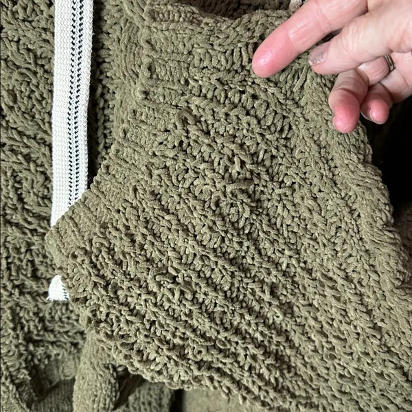 Pol Oversize Olive Green Chunky Knit Olive Sweater with Hoodie and Ties. Nubby - Image 9
