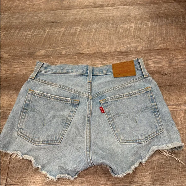Levi's 501 shorts - Image 2