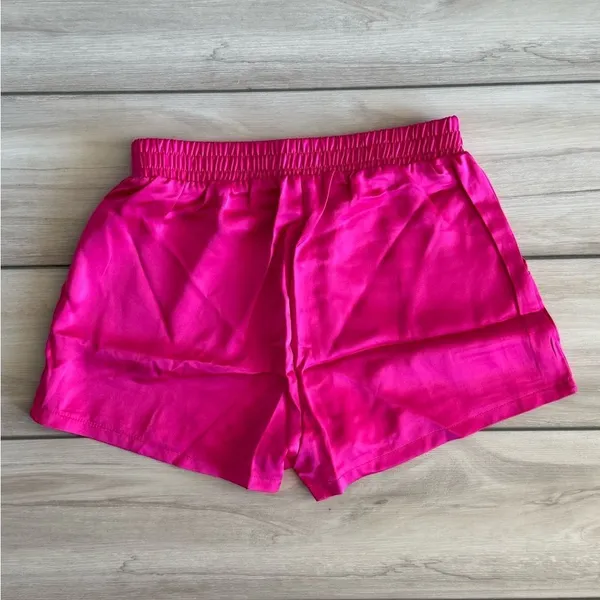 Love J USA Shorts Pink Medium NWT IN PACKAGE - Image 3