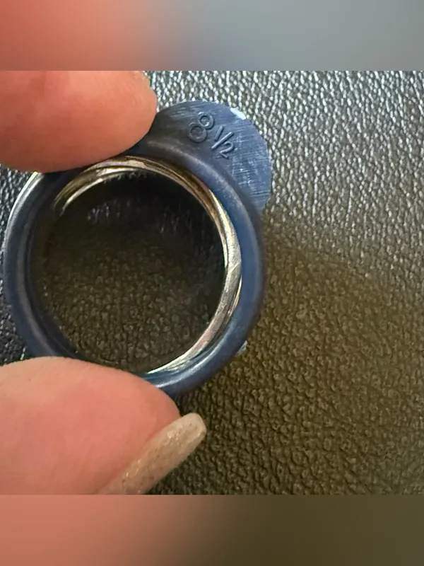 Silver Tone Stacked Band Ring Size 8.5 - Image 4