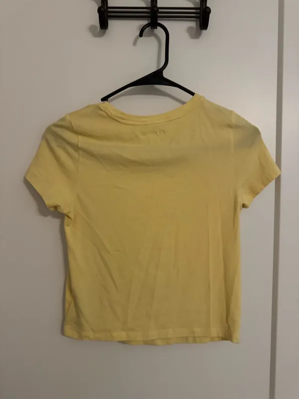 Old navy top - Image 2
