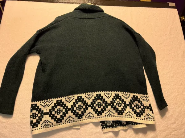 Green Old Navy Sweater Women’s - Image 5