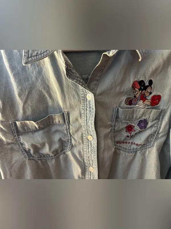 Vintage 90s Disney Mickey & Minnie Embroidered Denim Shirt Light Wash Button Up - Image 4