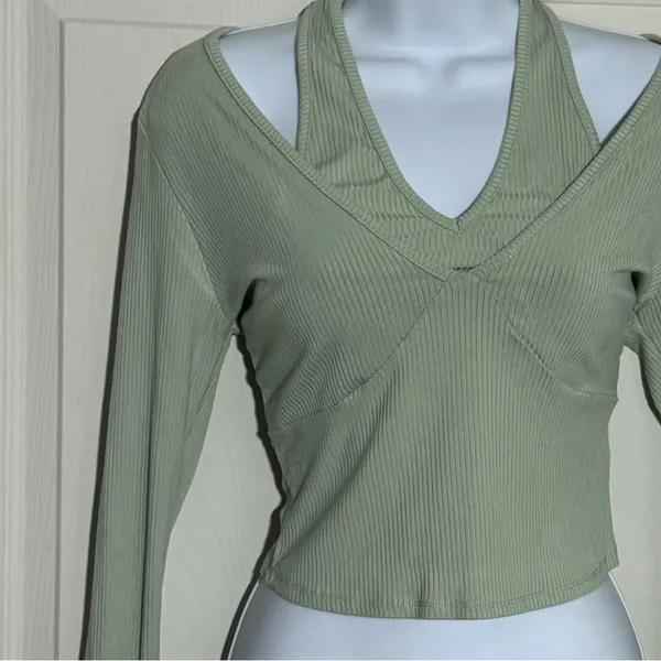 Women's Sage Y2K style halter‎ Long Sleeve Top size XS - Image 4
