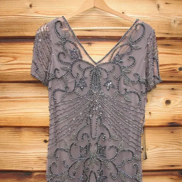 NWT Pisarro Nights Size 8 Beaded Mesh Column Gown Aluminum - Image 8