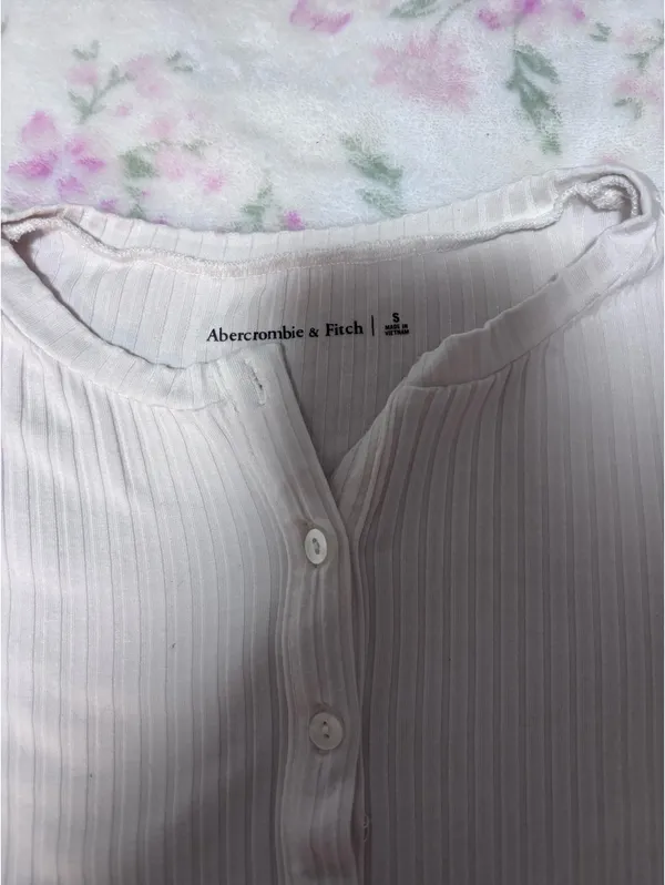 Abercrombie Long Sleeve Top - Image 2