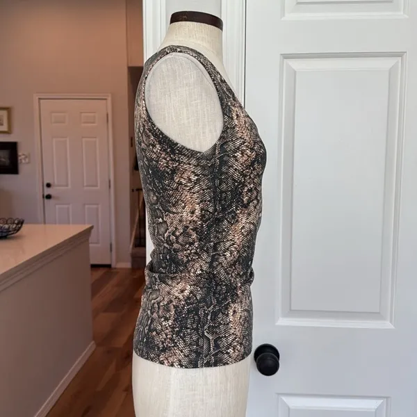 Snakeskin Print square neck Sleeveless Top Zara - Image 8