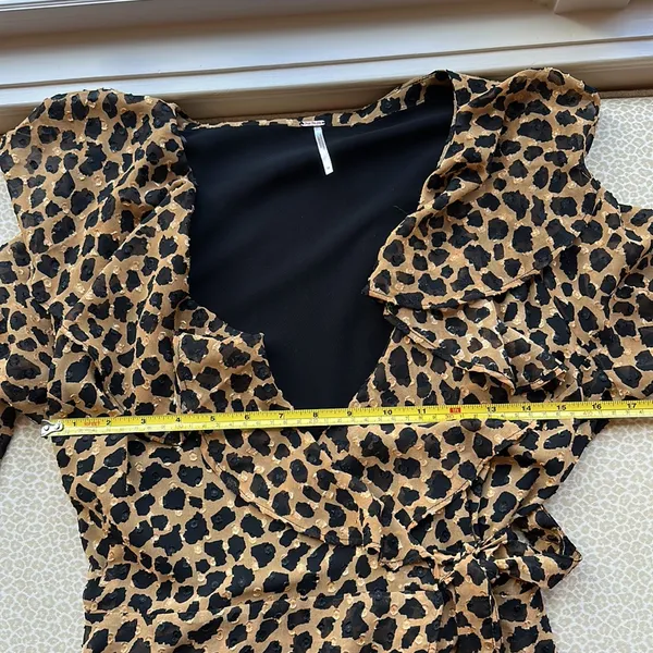 New Free People Cheetah Animal Print Long Sleeve Mini Dress size M - Image 8