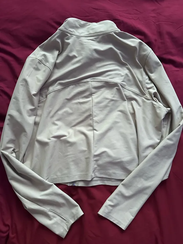 Old Navy Activewear Zip-Up Jacket - Image 2