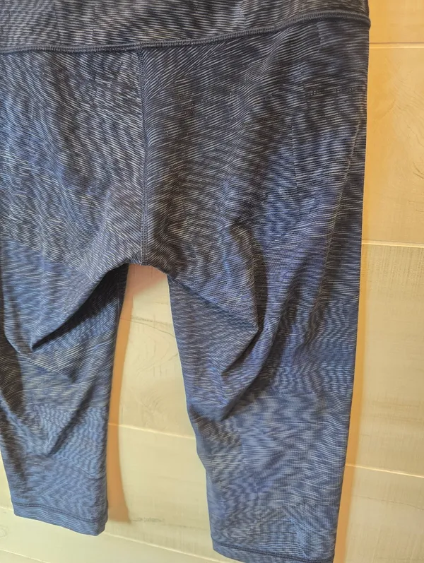 {8} Lululemon Wunder Under Hi-Rise 1/2 Tight Crop Legging Linear Flux Battleship - Image 10
