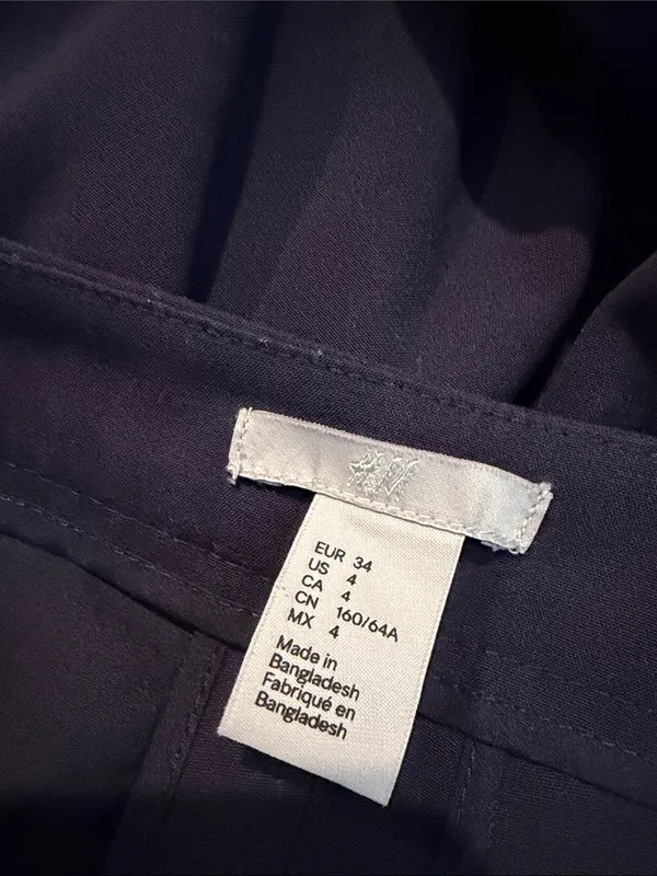 H&M navy dress pants - Image 4
