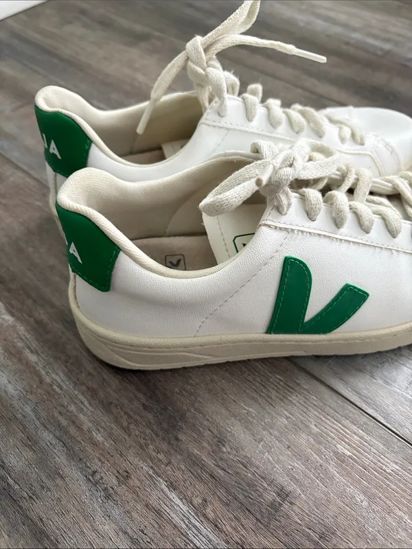 Veja Campo Leather Sneakers in White with Emerald Green size 5 - Image 7