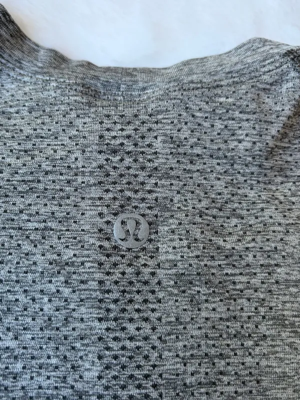 Lululemon Women’s Gray Long Sleeve Swiftly Tech 2.0 - Image 4