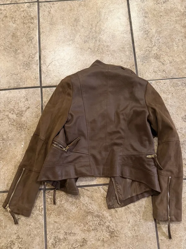 Brown jacket - Image 2