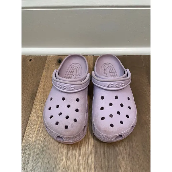 Crocs Women’s Size 8 Light Purple Classic Clogs - Image 2