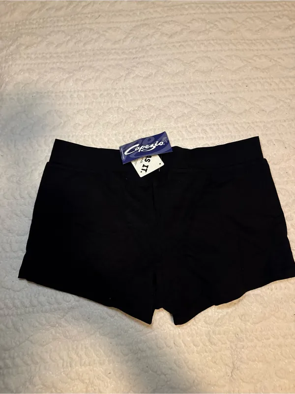 Capezio Athletic Shorts Dance Black XXL- New - Image 4