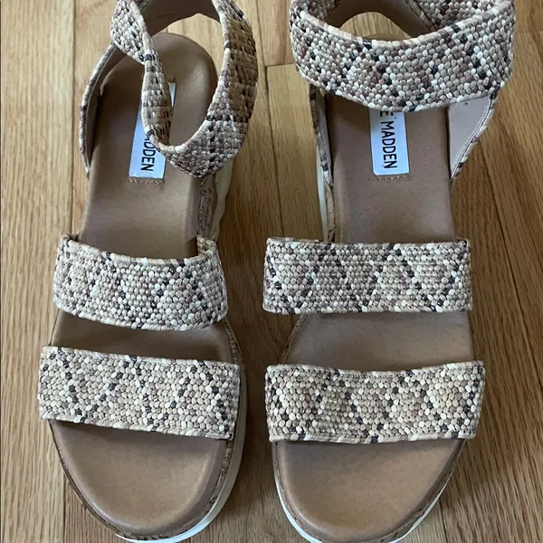 Steve Madden Platform Sandals Womens 6 Tan Bandi Snake Print Casual - Image 3