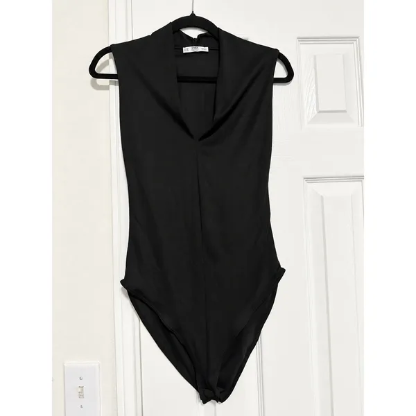 Zara Collection Black Draped Cowl Neck Sleeveless Bodysuit Size Medium - Image 2