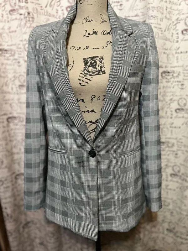 Bershka 70- NWT  Plaid Blazer XS - Image 4