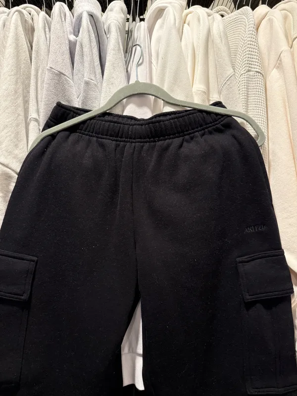 Aritzia Mega Cargo Sweatpants - Image 3