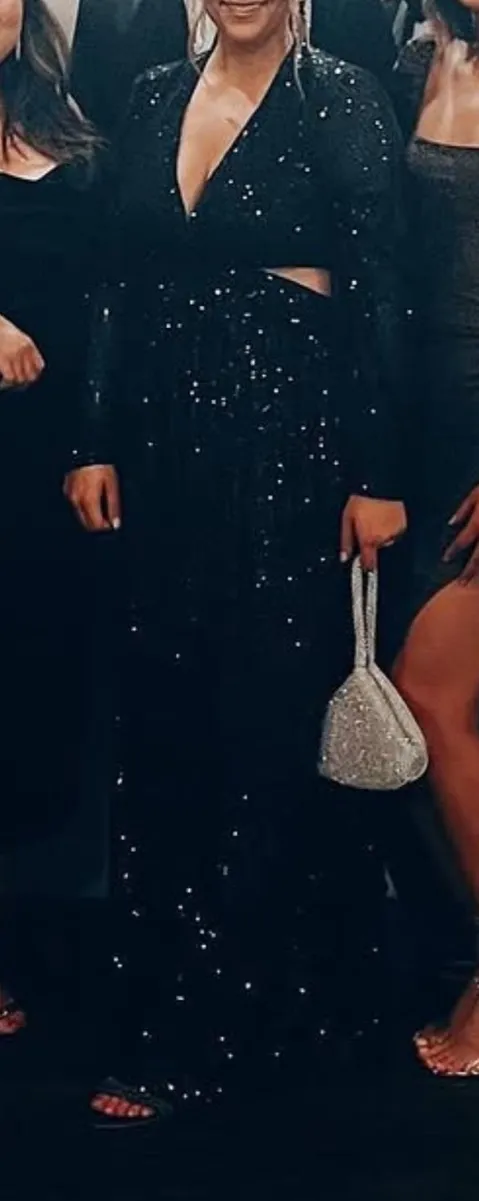 Full sequin asos gown maxi long sleeved - Image 3
