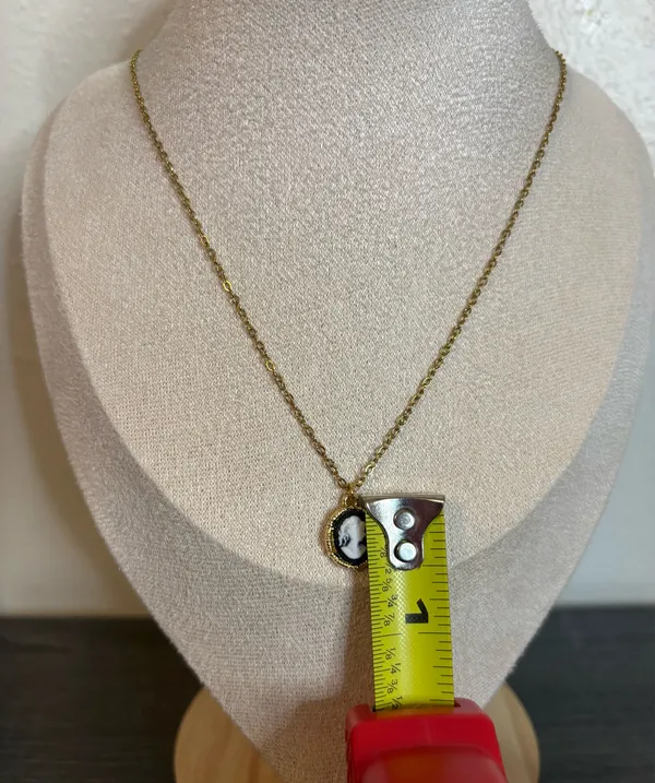Handmade Gold/Black Cameo Necklace - Image 5