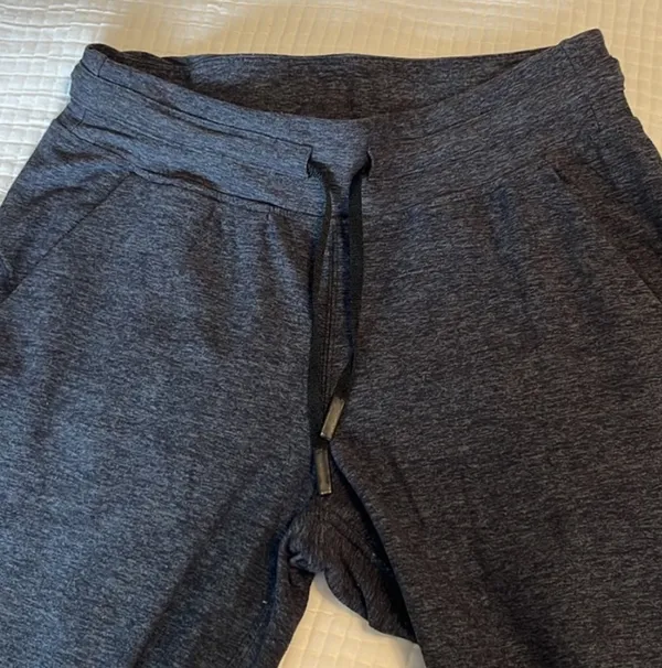 Lululemon Joggers - Image 4