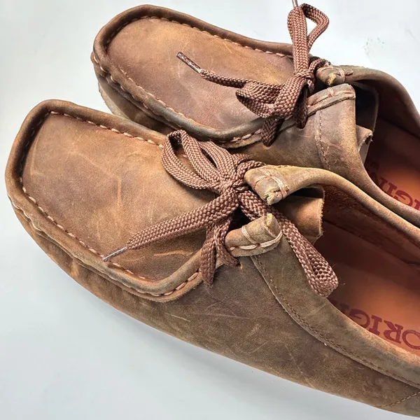 Clark’s NWOT Brown Leather OG Wallabe Booties Sz 9 - Image 8