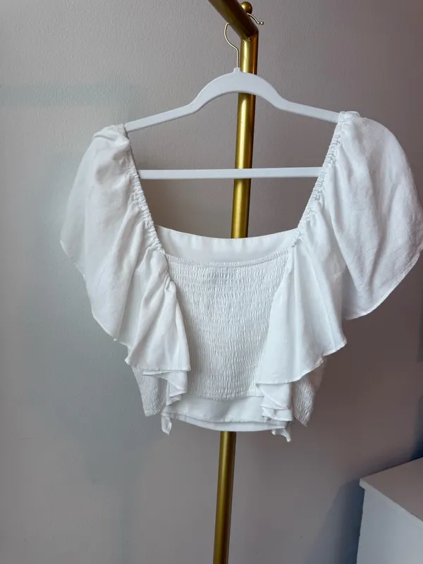DO+BE White Top Ruffle - Image 3
