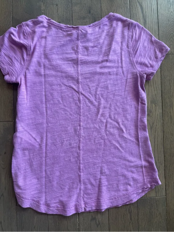 Banana Republic Lavender Scoop Neck Short Sleeve Tee - Image 7